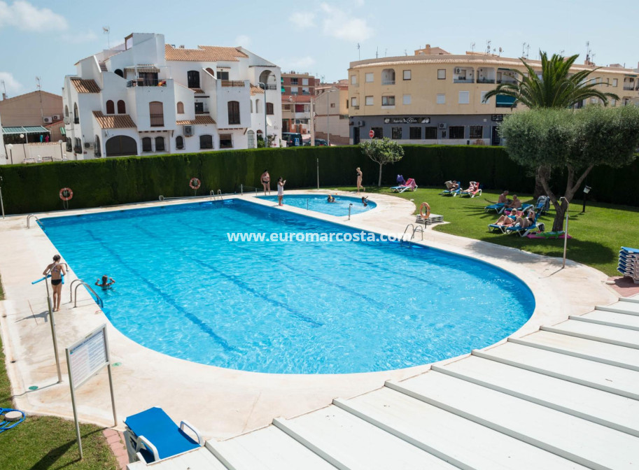 Objekte zum Wiederverkauf - Bungalow - Torrevieja - TORREVIEJA