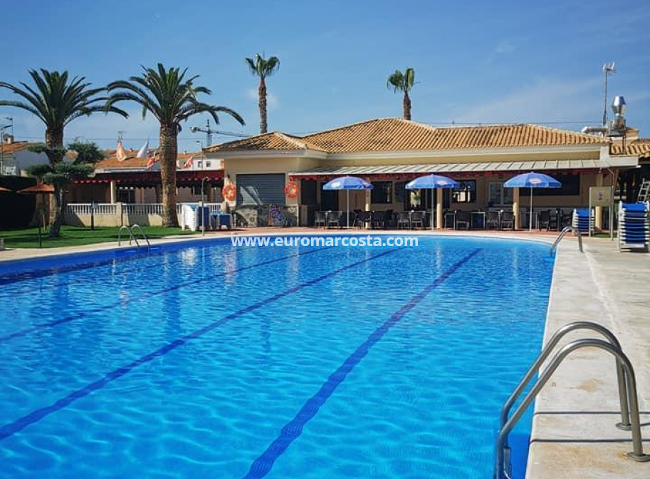 Objekte zum Wiederverkauf - Bungalow - Torrevieja - TORREVIEJA