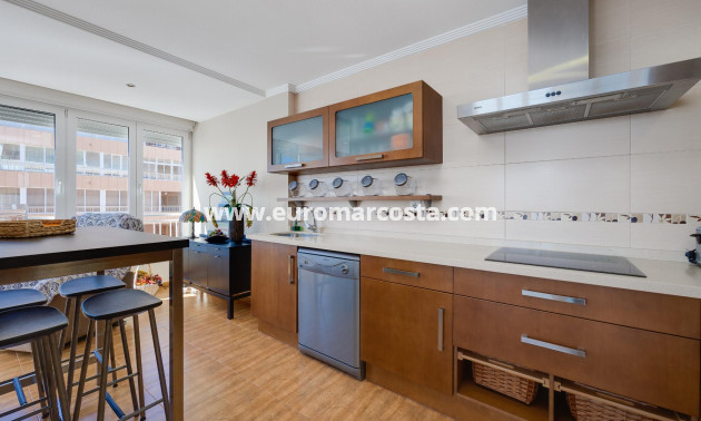 Objekte zum Wiederverkauf - Wohnung - Torrevieja - TORREVIEJA