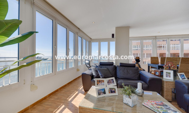 Objekte zum Wiederverkauf - Wohnung - Torrevieja - TORREVIEJA