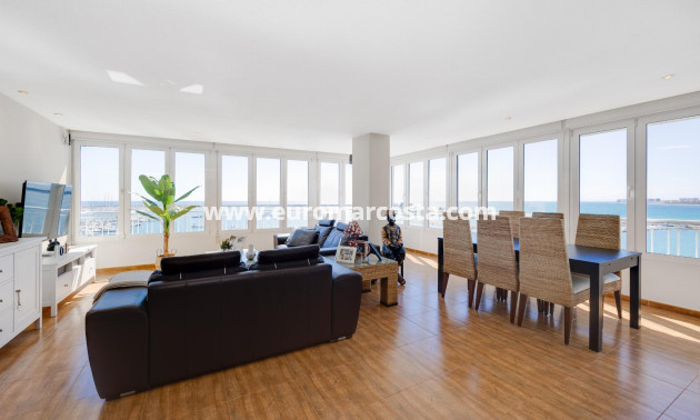 Objekte zum Wiederverkauf - Wohnung - Torrevieja - TORREVIEJA