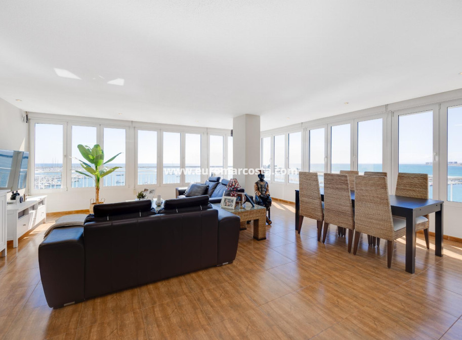 Objekte zum Wiederverkauf - Wohnung - Torrevieja - TORREVIEJA