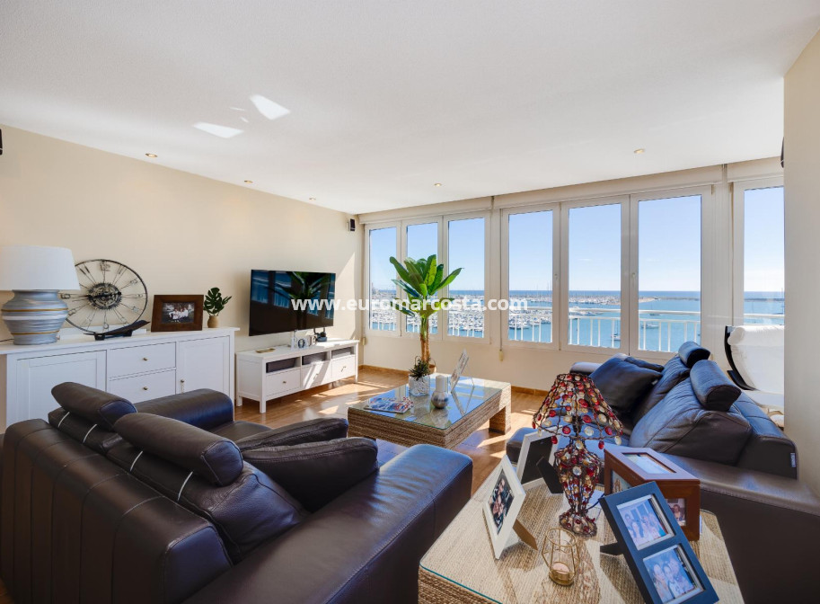 Objekte zum Wiederverkauf - Wohnung - Torrevieja - TORREVIEJA