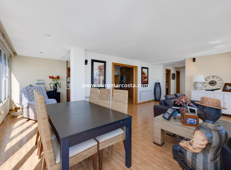 Objekte zum Wiederverkauf - Wohnung - Torrevieja - TORREVIEJA