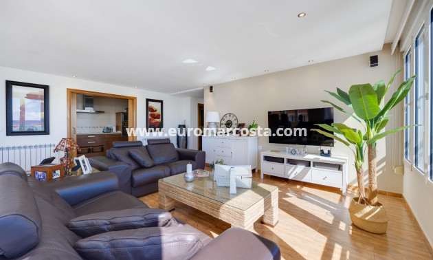 Objekte zum Wiederverkauf - Wohnung - Torrevieja - TORREVIEJA