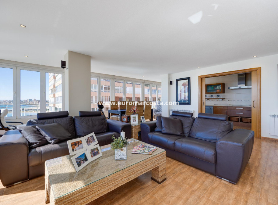 Objekte zum Wiederverkauf - Wohnung - Torrevieja - TORREVIEJA