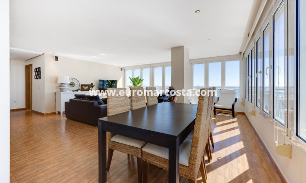 Objekte zum Wiederverkauf - Wohnung - Torrevieja - TORREVIEJA