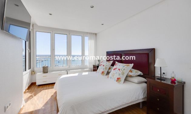 Objekte zum Wiederverkauf - Wohnung - Torrevieja - TORREVIEJA