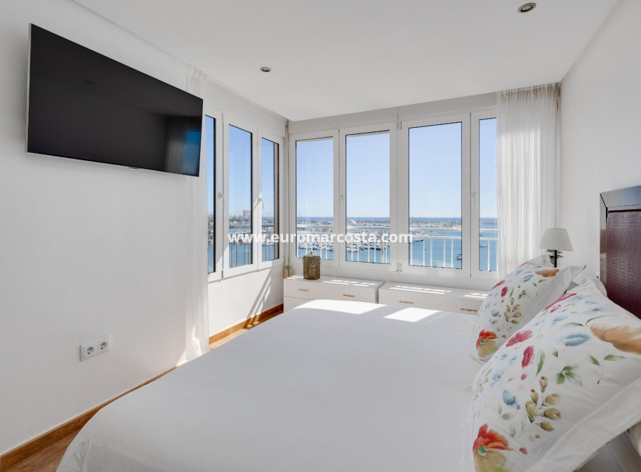 Objekte zum Wiederverkauf - Wohnung - Torrevieja - TORREVIEJA