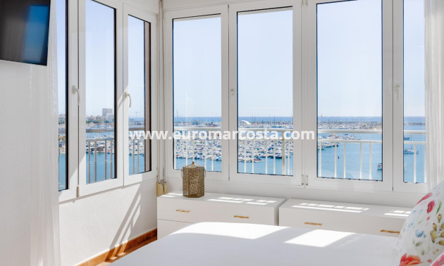 Objekte zum Wiederverkauf - Wohnung - Torrevieja - TORREVIEJA
