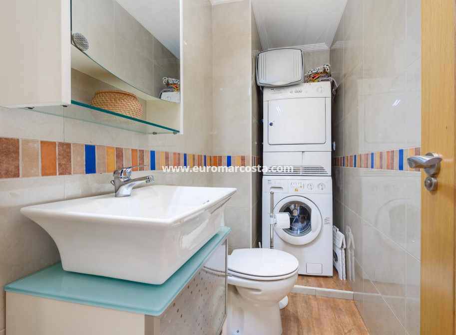 Objekte zum Wiederverkauf - Wohnung - Torrevieja - TORREVIEJA