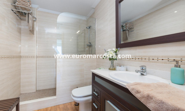 Objekte zum Wiederverkauf - Wohnung - Torrevieja - TORREVIEJA