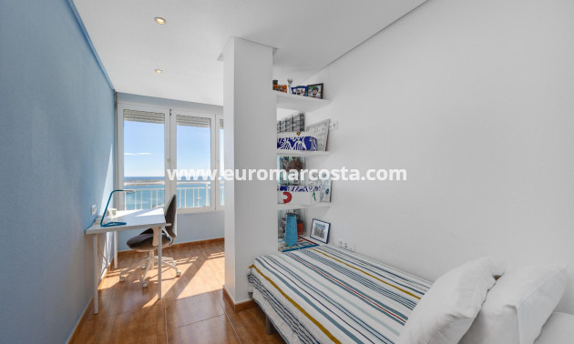 Objekte zum Wiederverkauf - Wohnung - Torrevieja - TORREVIEJA