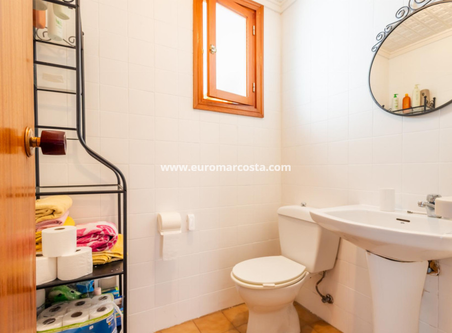 Venta - Apartamento / piso - Torrevieja - TORREVIEJA