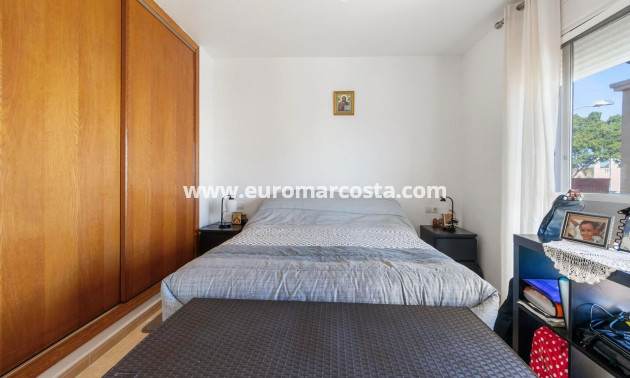 Sale - Casa - Orihuela Costa