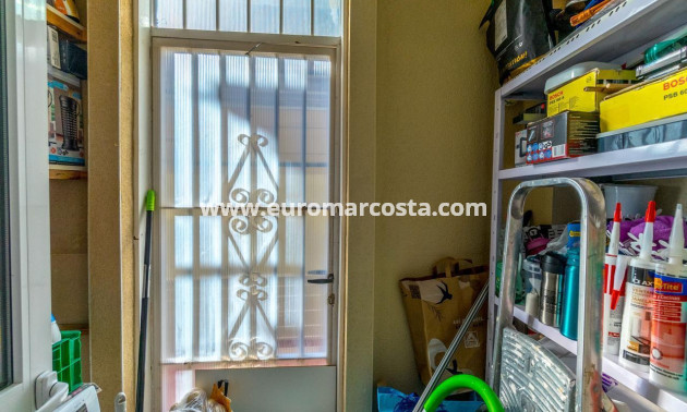 Sale - Casa - Orihuela Costa