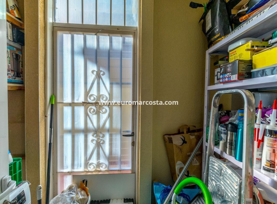 Sale - Casa - Orihuela Costa