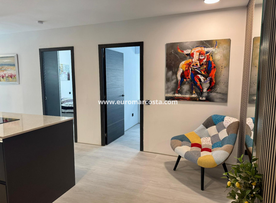 Venta - Apartamento / piso - Torrevieja - TORREVIEJA