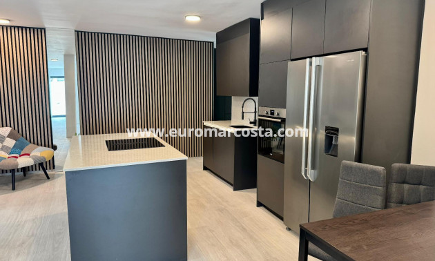 Venta - Apartamento / piso - Torrevieja - TORREVIEJA