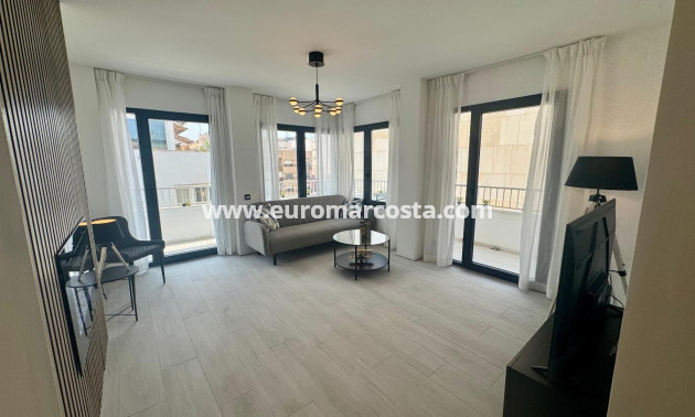 Venta - Apartamento / piso - Torrevieja - TORREVIEJA