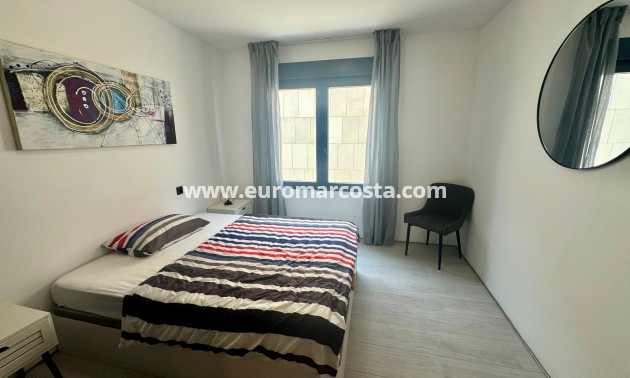 Venta - Apartamento / piso - Torrevieja - TORREVIEJA