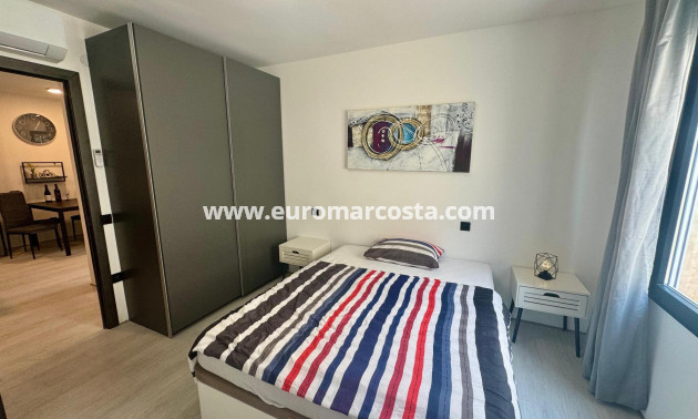 Venta - Apartamento / piso - Torrevieja - TORREVIEJA
