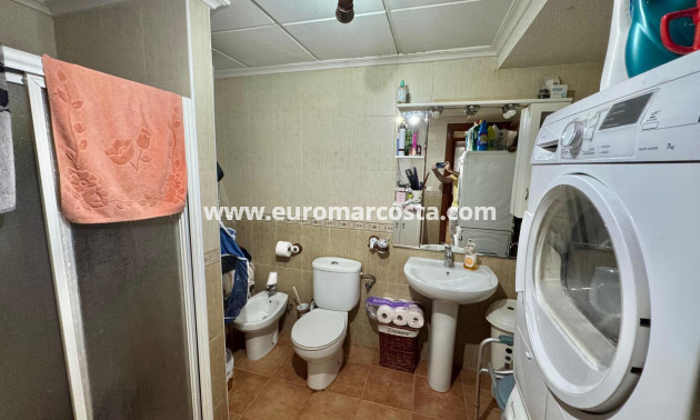 Venta - Casa - Benejúzar