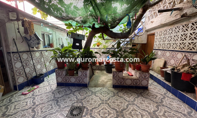 Venta - Casa - Benejúzar