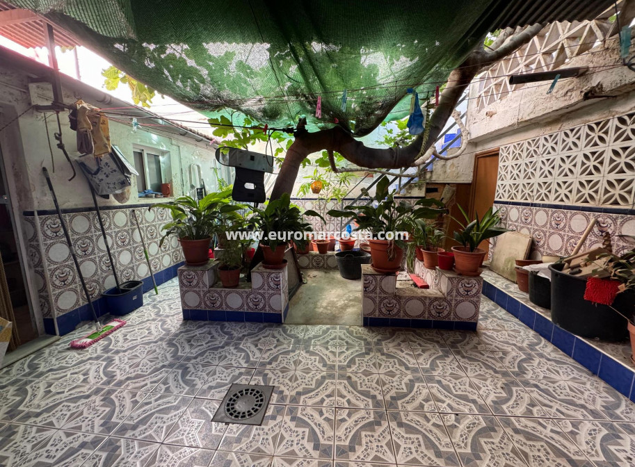 Venta - Casa - Benejúzar