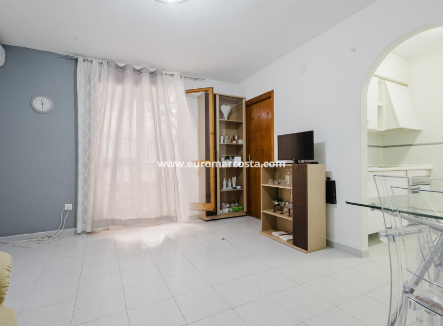 Sale - Apartment / flat - Torrevieja - TORREVIEJA