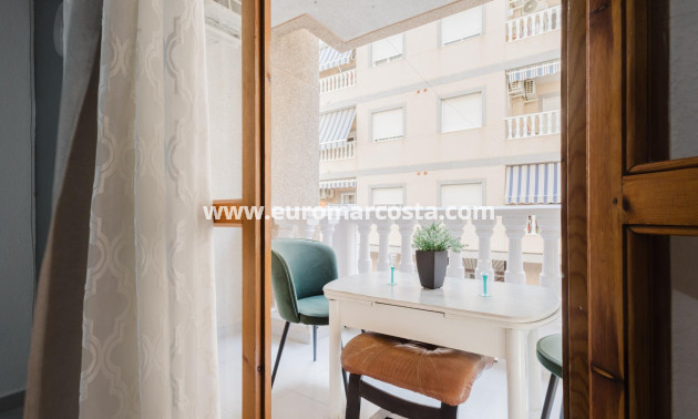 Sale - Apartment / flat - Torrevieja - TORREVIEJA