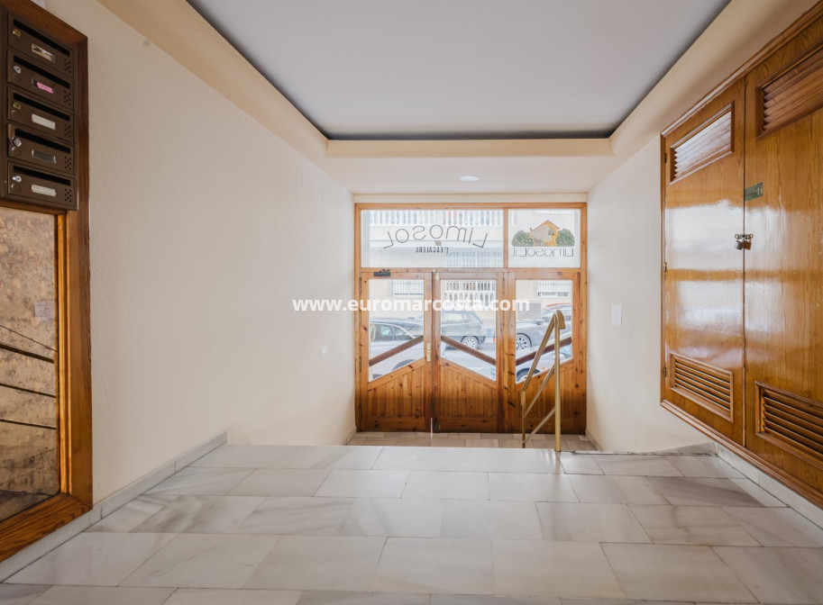 Sale - Apartment / flat - Torrevieja - TORREVIEJA