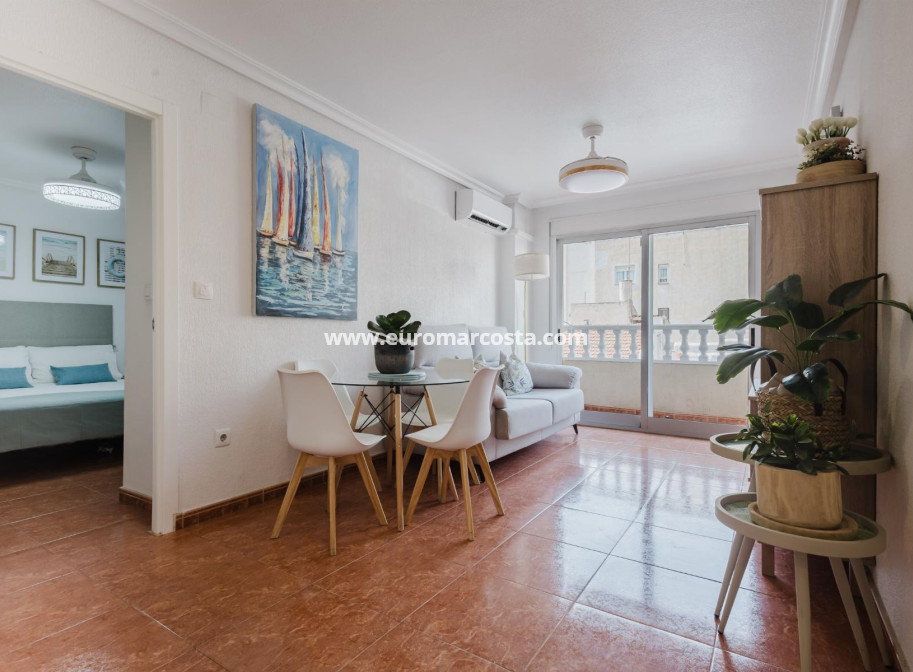 Sale - Apartment / flat - Torrevieja - TORREVIEJA