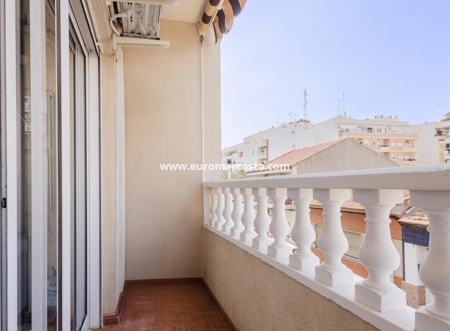 Sale - Apartment / flat - Torrevieja - TORREVIEJA