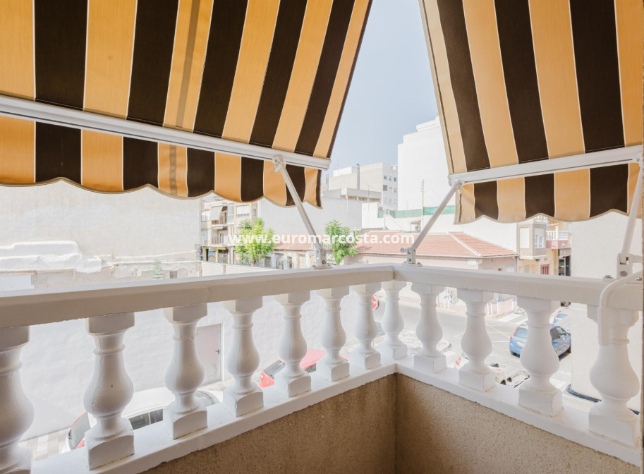 Sale - Apartment / flat - Torrevieja - TORREVIEJA