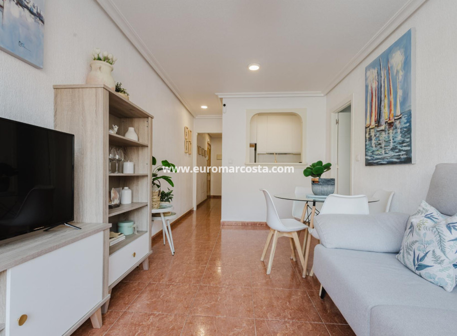 Sale - Apartment / flat - Torrevieja - TORREVIEJA