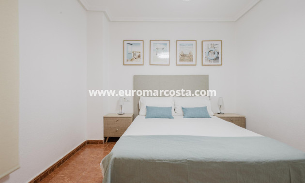 Sale - Apartment / flat - Torrevieja - TORREVIEJA