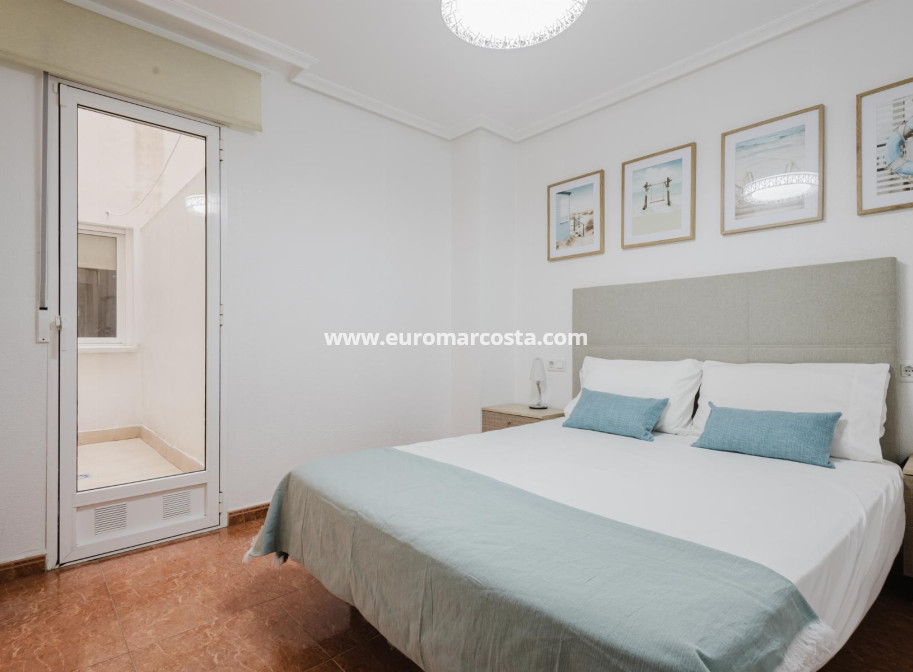 Sale - Apartment / flat - Torrevieja - TORREVIEJA