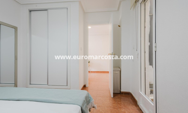 Sale - Apartment / flat - Torrevieja - TORREVIEJA