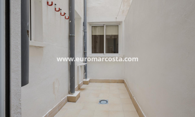 Sale - Apartment / flat - Torrevieja - TORREVIEJA
