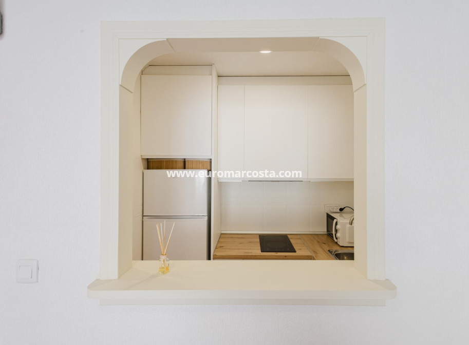 Sale - Apartment / flat - Torrevieja - TORREVIEJA