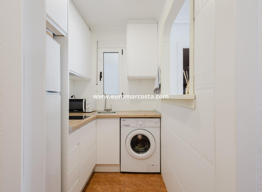 Sale - Apartment / flat - Torrevieja - TORREVIEJA