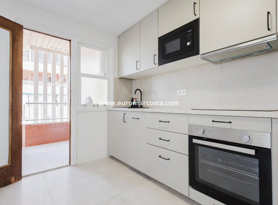 Objekte zum Wiederverkauf - Wohnung - Torrevieja - TORREVIEJA