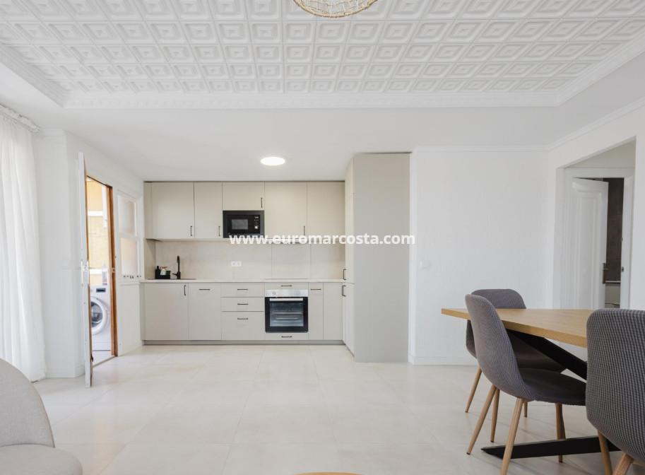 Objekte zum Wiederverkauf - Wohnung - Torrevieja - TORREVIEJA