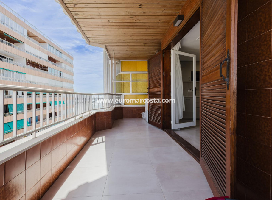 Objekte zum Wiederverkauf - Wohnung - Torrevieja - TORREVIEJA