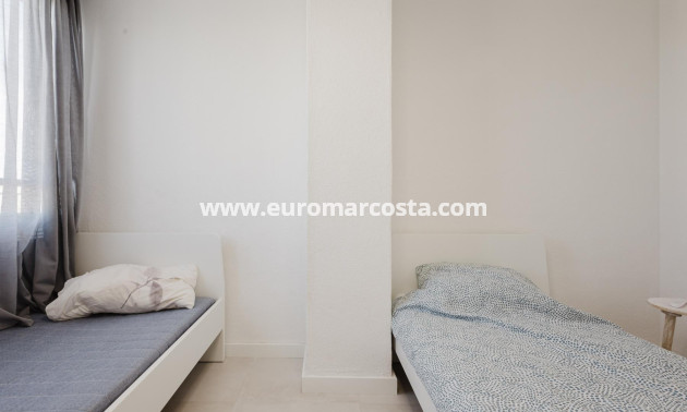 Objekte zum Wiederverkauf - Wohnung - Torrevieja - TORREVIEJA