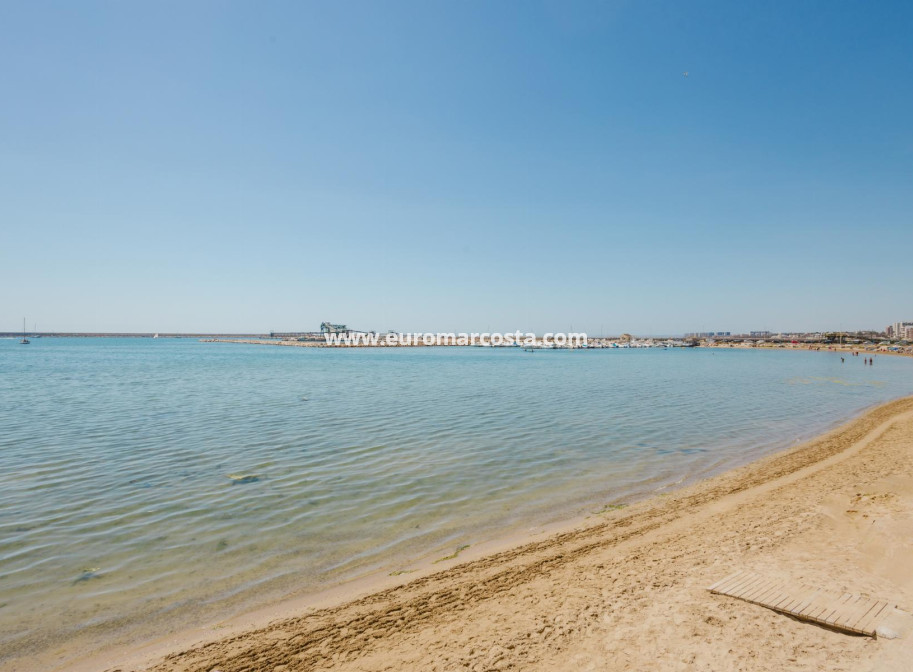 Objekte zum Wiederverkauf - Wohnung - Torrevieja - TORREVIEJA
