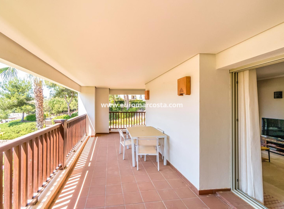 Sale - Apartment / flat - Orihuela Costa - Las Colinas Golf