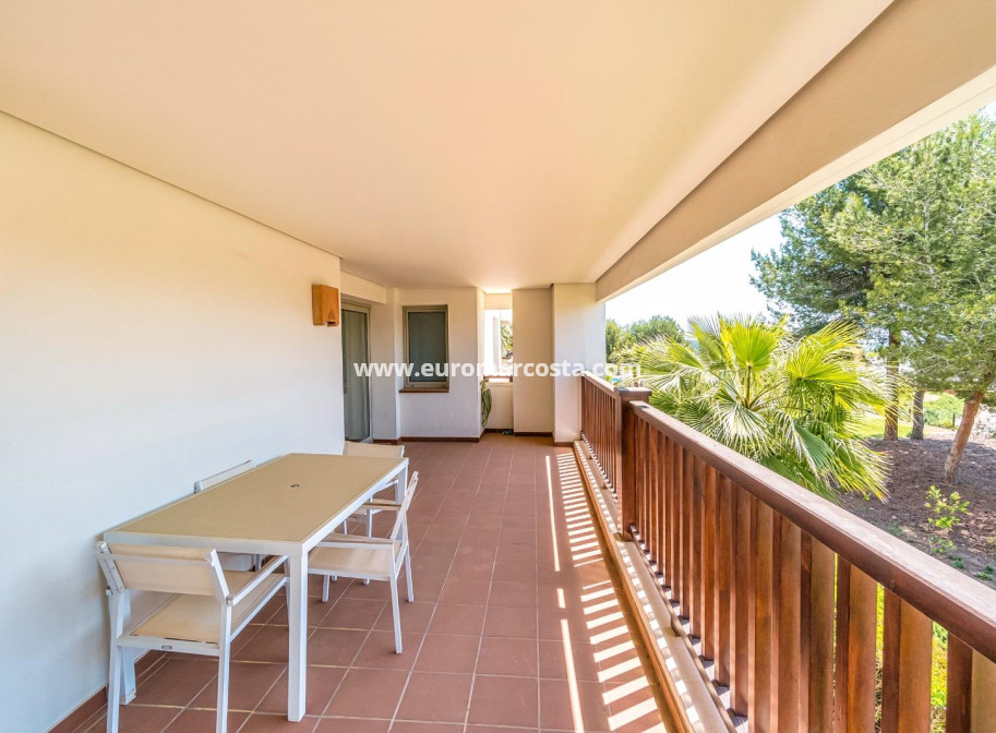Sale - Apartment / flat - Orihuela Costa - Las Colinas Golf
