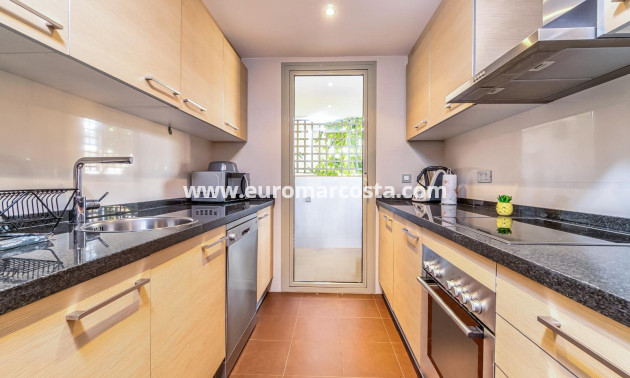 Sale - Apartment / flat - Orihuela Costa - Las Colinas Golf